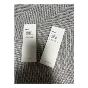 로백틴 아쿠아 수딩 선크림 팝니다(2개)