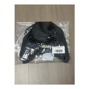 코이세이오 더블 트루퍼 비니 블랙